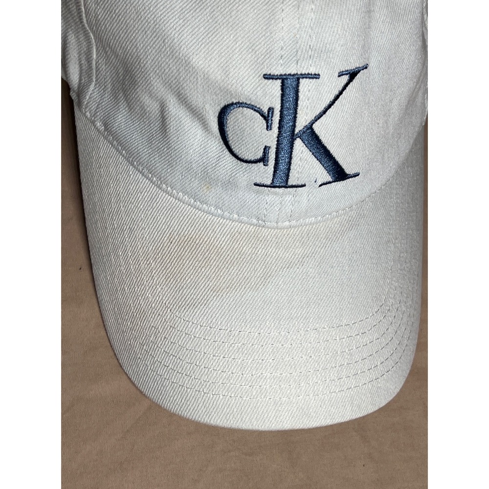 Calvin Klein Baseball Cap - Picture 2 of 4